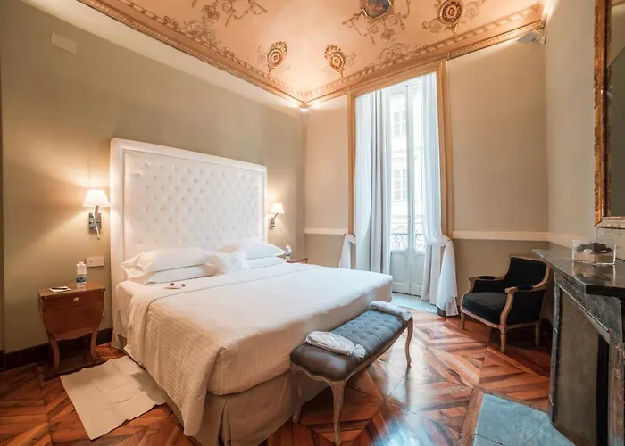 Royal Palace Hotel