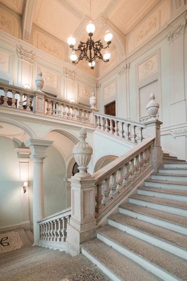 Royal Palace 5*